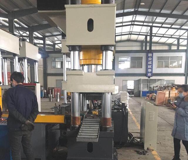 錨桿托盤沖壓成型液壓機(jī)